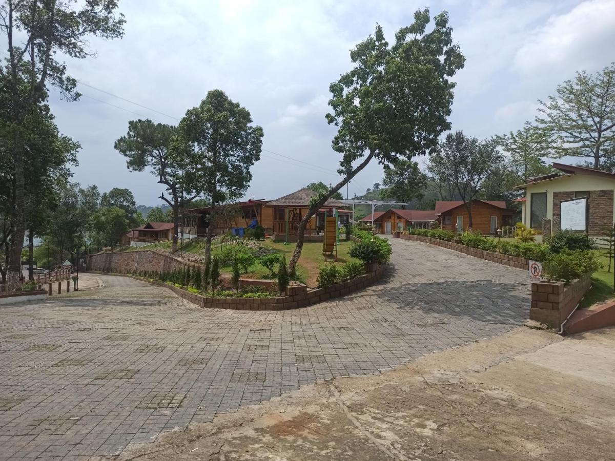 Ri Shat Sngi Orchid Resort By World Choice Shillong Luaran gambar